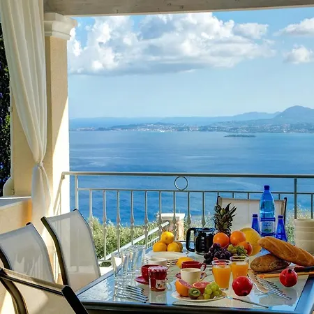 Villa Alonaki By *