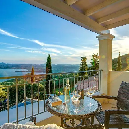 Villa Alonaki By